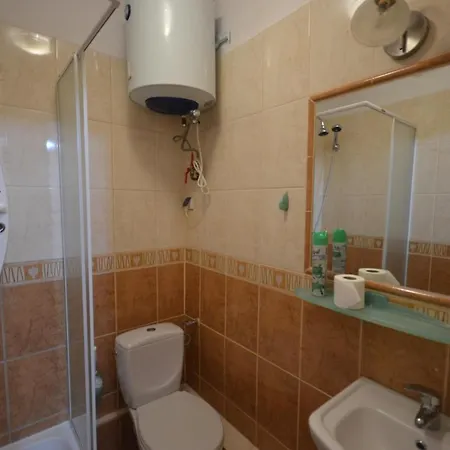 Pod Modrzewiem Mieszkania Wakacyjne Apartamento