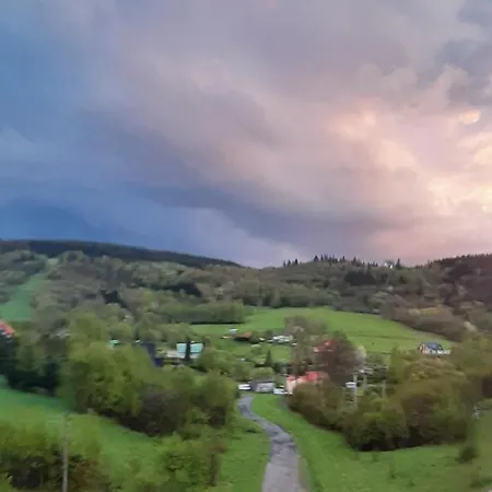 Appartement Pod Modrzewiem Agroturystyczne Mieszkania Turystyczne *