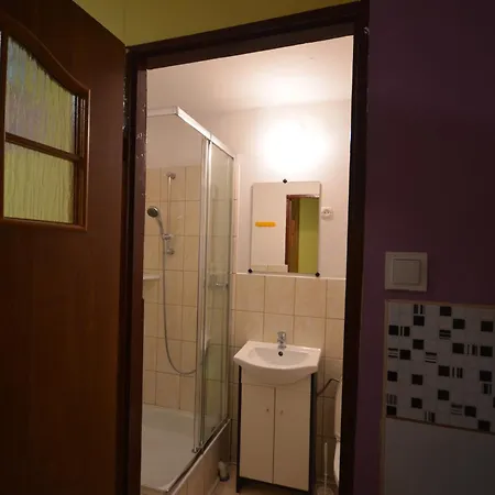 Appartement Pod Modrzewiem Agroturystyczne Mieszkania Turystyczne Duszniki Zdrój