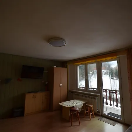 Pod Modrzewiem Agroturystyczne Mieszkania Turystyczne * Duszniki Zdrój