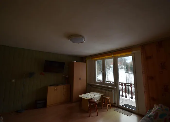 Pod Modrzewiem Agroturystyczne Mieszkania Turystyczne * Duszniki Zdrój